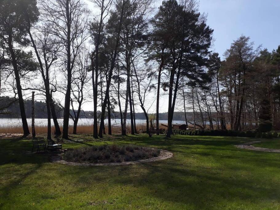 Penthouse Bernd Im Waldschloesschen Direkt Am See Wendisch Rietz Esterno foto