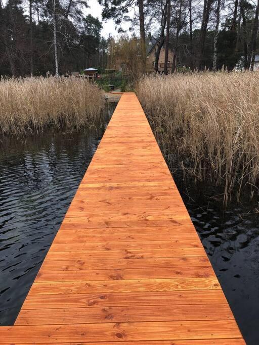 Penthouse Bernd Im Waldschloesschen Direkt Am See Wendisch Rietz Esterno foto